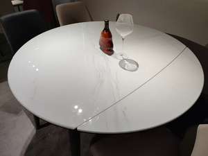 Table à manger ronde extensible de luxe |   Pierre blanche frittée |   Meubles minimalistes pour cuisine et salle à manger - Product Image 2