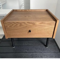 Table de chevet à un tiroir en MDF imitation bois avec pieds en fer noir, armoire de rangement pour chambre à coucher