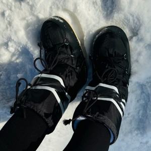 แฟชั่นกันหนาว รองเท้าบูทลำลองสีดำสำหรับฤดูใบไม้ร่วงและฤดูหนาว คุณภาพสูง ดีไซน์หรูหรา คลาสสิก กันน้ำ รองเท้าบูทสำหรับใส่ในหิมะ - Product Image 3