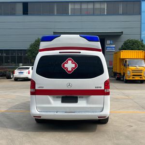 <span class=keywords><strong>Ambulancia</strong></span> Móvil de UCI Tipo 1 <span class=keywords><strong>con</strong></span> Chasis Europeo, <span class=keywords><strong>Ambulancia</strong></span> de Cuidados Críticos <span class=keywords><strong>con</strong></span> Suministro de Oxígeno - Product Image 3