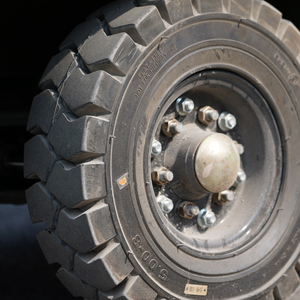 पोर्टेबल इलेक्ट्रिक फोर्कलिफ्ट 2.5 टन 3 टन 3.5टन 4 टन इलेक्ट्रिक फोकलिफ्ट ट्रक लिफ्ट ऊंचाई 3 मीटर 4 मीटर 5 मीटर 6 मीटर इलेक्ट्रिक फोर्कलिफ्ट - Product Image 5