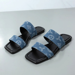 Vente en gros directe d'usine : Bottes plates de cowgirl pour femmes, design antidérapant, imperméables, en cuir véritable - Product Image 2