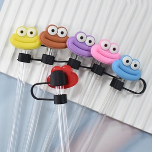 Nuevo Diseño, Cubre Pajitas de Plástico de 10 mm con Dibujos Animados, Adorno Creativo para Pajitas con Pegamento Suave, Decoración para Fiestas - Product Image 4