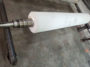 वुडवर्किंग मशीनरी उद्योग के लिए प्रीमियम गुणवत्ता हार्ड औद्योगिक रबर रोलर्स - Product Image 4