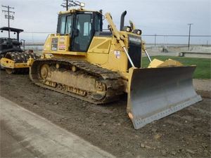 รถดันดินญี่ปุ่นมือสองขนาดเล็ก รุ่น D65 ราคา D65A D65EX Dozer D65EX-12 D65EX-17 D65EX-18 ความจุดันดิน 4.3 เมตร หมุนรอบตัวได้รวดเร็ว - Product Image 4