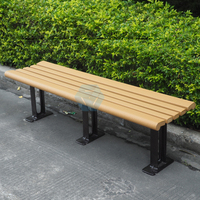 Banc de jardin moderne en aluminium avec structure en HDPE, résistant à l'eau et durable