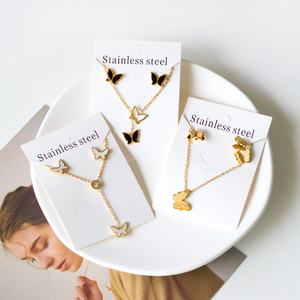 ชุดเครื่องประดับสแตนเลสสตีลชุบทอง 18k ประดับเพชรซิคอนรูปผีเสื้อ ดีไซน์หรูหราจาก Ason Steel สำหรับผู้หญิง - Product Image 1
