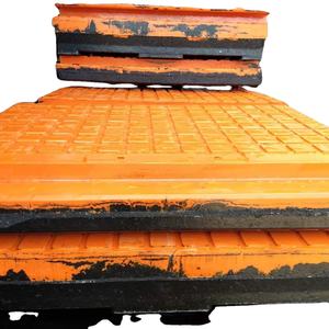 แผ่นยางรองรางรถไฟใหม่ รับน้ำหนักได้ 60 ตัน ได้รับการรับรองมาตรฐาน ISO9001 สำหรับการปรับปรุง/อัพเกรดทางเชื่อมต่อระหว่างถนนและรางรถไฟ - Product Image 5