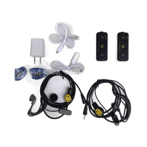 Mini talkie-walkie à fixation auriculaire, rechargeable par USB, portée 0-2 km, pour usage en salon et restaurant - Product Image 1