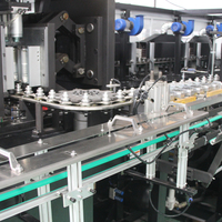 Machine de soufflage par étirage automatique de bouteilles PET TURBO6-2L 7500 BPH avec moteur de pompe à roulement, haute productivité