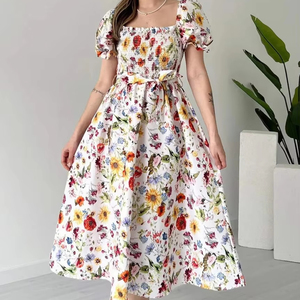 Robe florale pour femmes, coupe trapèze, manches bouffantes, tenue décontractée pour les vacances, mode - Product Image 1