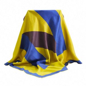 Écharpe carrée pour femme en soie twill 100% pure, nouveau style, collection automne, impression sérigraphique personnalisée à bas prix - Product Image 1