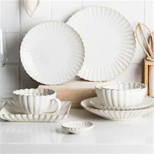 Antique korean style fine quality ivory white color porcelain tableware modern dinner set