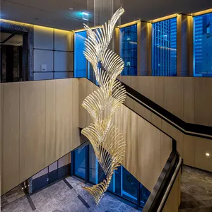 Compre lustre de tubo de vidro moderno pingente de luz personalizado hotel vila escada lustre de vidro