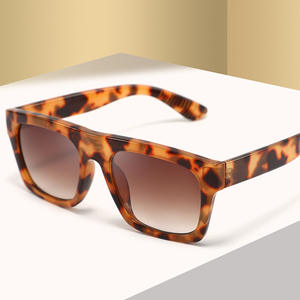 Gafas de Sol Cuadradas Extra Grandes Estilo Europeo, Montura Negra de PC, Protección UV400, Unisex, para Pesca, Viajes, Conducción, Moda - Product Image 3