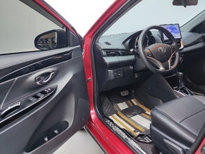 Voiture d'occasion <span class=keywords><strong>Toyota</strong></span> <span class=keywords><strong>YARiS</strong></span> L <span class=keywords><strong>2022</strong></span> Zhixuan X Luxury PLUS Berline & 1.5L Conduite à Gauche & Sièges Chauffants + Régulateur de Vitesse + ESP & Peinture d'Origine Voiture Économique - Product Image 5