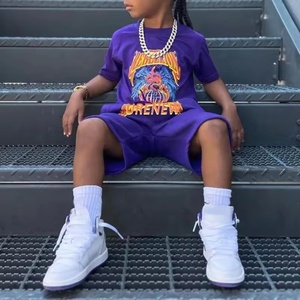 Set di Pantaloncini e Maglietta in Cotone 100% con Logo Personalizzato, Abbigliamento per Bambini da 3 a 7 Anni - Product Image 2