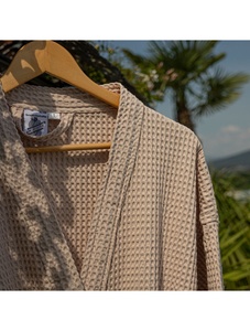 Khăn tắm khách sạn cao cấp 100% cotton, chất liệu <span class=keywords><strong>waffle</strong></span>, dành cho nữ và nam, có thể in logo theo yêu cầu - Product Image 3