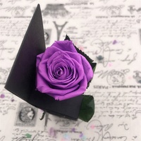 Rose éternelle E-1281, rose véritable préservée avec tige