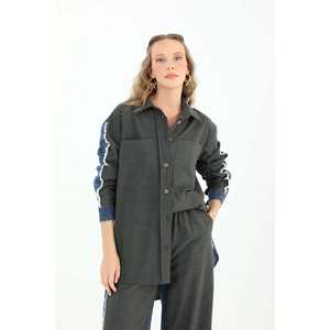 เสื้อเชิ้ตยีนส์ผู้หญิง แขนเสื้อแต่งสีตัดกัน แขนยาว สีแอนทราไซต์ รุ่น 31981GML - Product Image 3