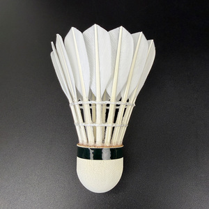 Volant de badminton SNOWPEAK SP-02 en plumes d'oie de première qualité, durabilité de vol A++, liège naturel intégral, faible MOQ, personnalisable - Product Image 5
