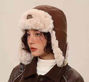 Otoño Invierno Retro cuero piloto sombrero cálido Lei Feng terciopelo protección para los oídos para deportes engrosado montar motocicleta sombrero en Stock - Product Image 3