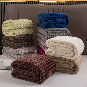 Vente en gros super confortable autre plaid solide flanelle polaire jeter couverture chaude douce impression peluche couverture d'hiver pour canapé-lit - Product Image 1