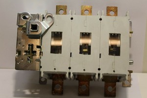 สวิตช์หลัก OETL200K3 250A สำหรับ PLC - Product Image 3