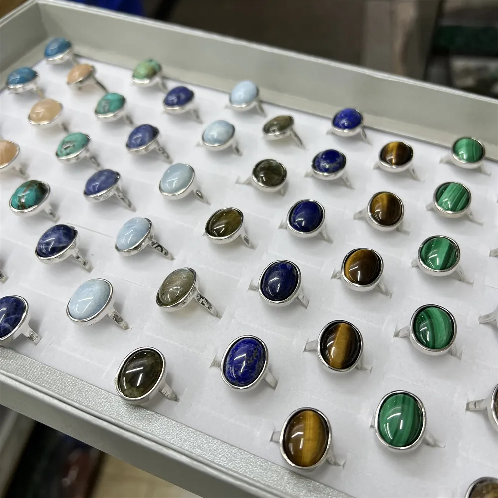 Produk baru kualitas tinggi kuarsa penyembuhan kristal Oval batu permata Cabs alami Labradorite mata harimau Lapis cincin Malachite perhiasan