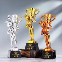 Plaques de trophées en résine personnalisées écologiques de style sportif pour entreprises, avec base en cristal au design unique, coupe de récompense d'honneur – Vente en gros