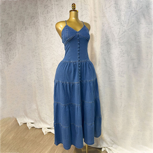 Robe décontractée en jean pour femme, nouvelle collection été 2026, col en V, sexy, sans manches, boutonnée, vente en gros - Product Image 3