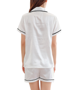 Conjunto <span class=keywords><strong>de</strong></span> Pijama <span class=keywords><strong>de</strong></span> Satén <span class=keywords><strong>de</strong></span> Dos Piezas para Mujer, Estilo Preppy Y2K, Camisa <span class=keywords><strong>de</strong></span> Manga Corta con Estampado <span class=keywords><strong>de</strong></span> Conejo y Mono, con Pantalones Cortos, Tela <span class=keywords><strong>de</strong></span> Satén con Logotipo Frontal - Product Image 3