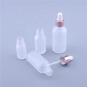 Botella de Vidrio Esmerilado con Gotero para Aceite Esencial de 5ml, 10ml, 15ml, 20ml, 30ml, 50ml, 100ml con Tapa Gotero y Anillo Dorado Rosa - Product Image 4