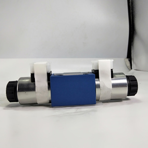 Válvula Solenoide Hidráulica 4WE 4WE6 4WE10 4WE6A/B/C/D/E/F/<span class=keywords><strong>J</strong></span>/<span class=keywords><strong>H</strong></span>/G/L/M Serie 4WE6C6X/EG24N9K4 Válvulas Direccionalmente Operadas por Solenoide - Product Image 4
