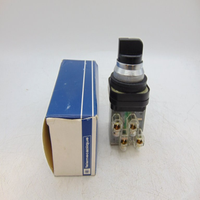 Kontroler Baru Xb2-md72 Switch Plc Baru Asli Otomasi Industri Sistem Kontrol Terprogram Plc Schneider