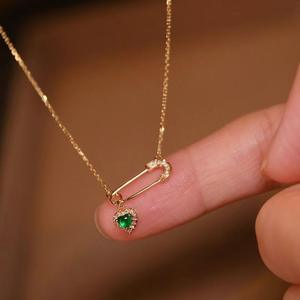 Collier de luxe français en argent pur S925 pour femmes, diamant brisé étoilé avec pompon, goutte d'eau, bijoux en platine haut de gamme - Product Image 3