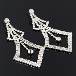 Boucles d'oreilles tendance pour femmes, clous d'oreilles élégants, modèle E273 - Product Image 2