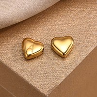 2024 plus récent bricolage en acier inoxydable bijoux perles 18k plaqué or petit trou 1.5mm gravé 26 initiales 26 lettres anglaises coeur