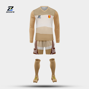 Camiseta de fútbol de inspiración tradicional Material absorbente de humedad Costura reforzada Ajuste cómodo Camiseta de fútbol de Escocia - Product Image 1