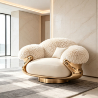 Fauteuil de salon moderne en fibre de verre finition dorée avec accents en fourrure, canapé individuel décoratif haut de gamme pour salon