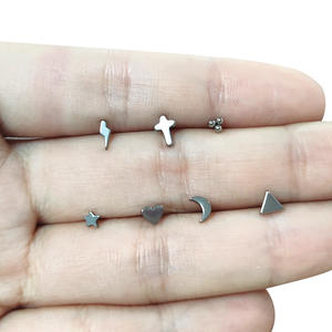 G23 Titanium 16g Piercing lèvre labret rings Cartilage Earrings <span class=keywords><strong>trag</strong></span> cartilage earrings tragus rings wholesales Helix Earrings - Product Image 6