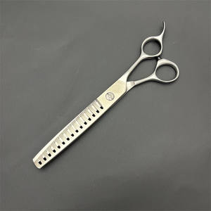 กรรไกรตัดขนสัตว์เลี้ยงสแตนเลสแบบฟิชโบน 7 นิ้ว สำหรับกำจัดขนสุนัข ดีไซน์ฟันใหญ่ - Product Image 3