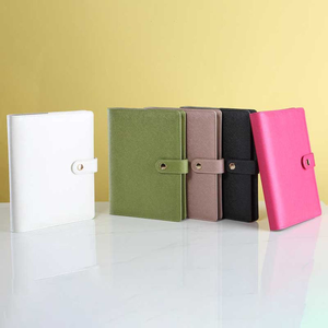 Carnet A5 en cuir PU tendance, carnet minimaliste à feuilles mobiles avec ferrures dorées et intérieur multi-poches - Product Image 4