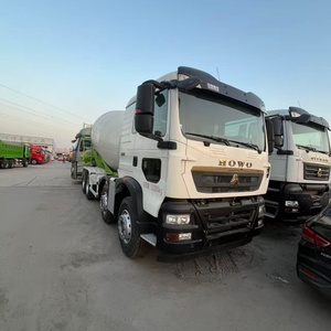 Автобетоносмеситель HOWO, 10 куб. м, двигатель Евро-5, правый руль, доступен для мирового рынка - Product Image 1