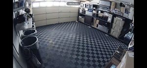 Carreaux de sol en plastique antidérapants pour garages mécaniques Surface résistante à l'huile et aux acides - Product Image 5