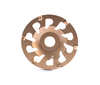 PANGU PCD Disques de meulage à coupelles évasées 130 mm, lot de 6, alésage de mandrin 1/4PCD 25 mm, dureté abrasive fine, pour décapage de revêtement époxy