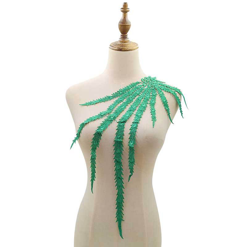 สีเขียวอ่อน