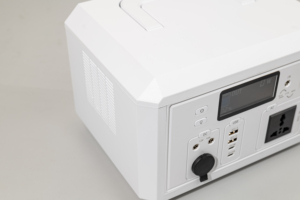E-Nice 600W Outdoor Energy Storage Emergency <b>Solar</b> <b>Charging</b> Portable Backup Power Station - Product Image 5