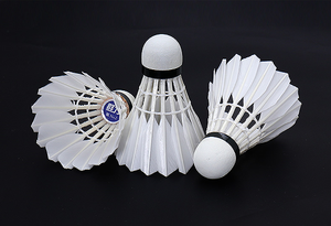 Volants de <span class=keywords><strong>badminton</strong></span> KUNLI en plumes de canard argentées, durables et de haute qualité, vente en gros - Product Image 6
