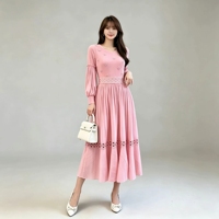 Robe longue plissée grande taille avec empiècements en dentelle crochet et motifs floraux 3D, manches lanternes, robe de soirée plissée Miyake pour l'automne